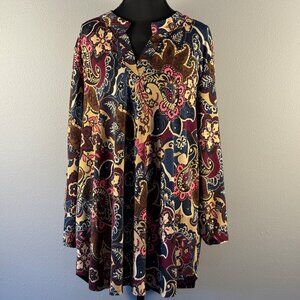 Dear Scarlett Flowy Paisley top